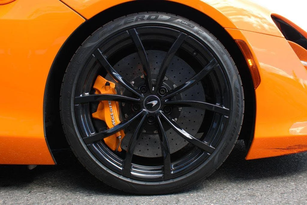 2024 McLaren Artura - Image 28 of 31