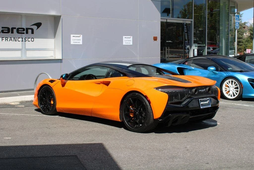 2024 McLaren Artura - Image 21 of 31