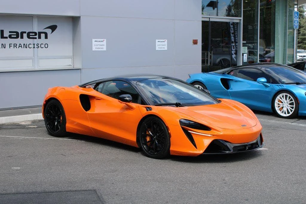2024 McLaren Artura - Image 23 of 31