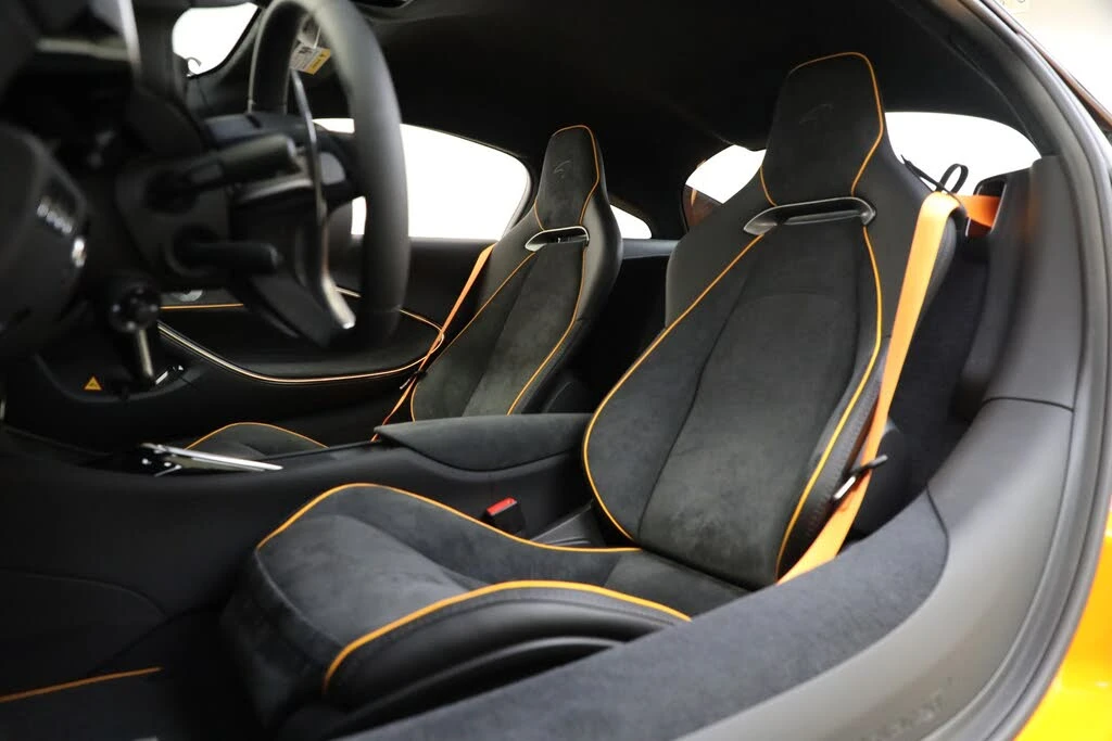 2024 McLaren Artura - Image 27 of 31