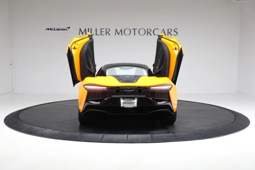 2024 McLaren Artura - Image 19 of 31