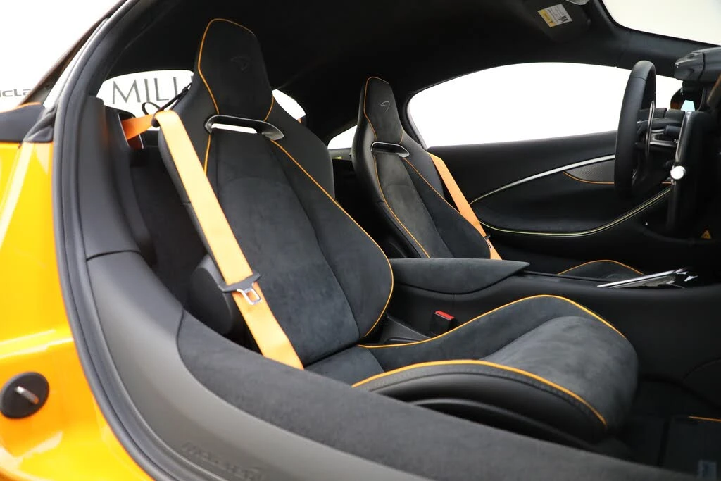 2024 McLaren Artura - Image 30 of 31