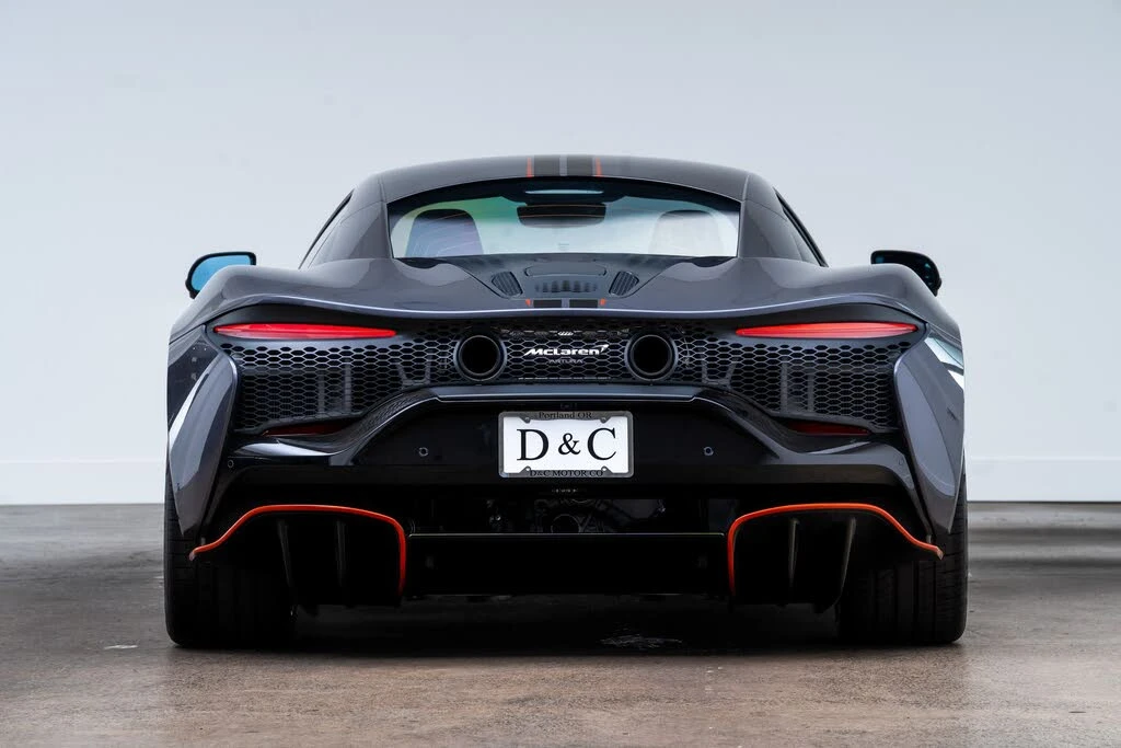 2024 McLaren Artura - Image 14 of 31