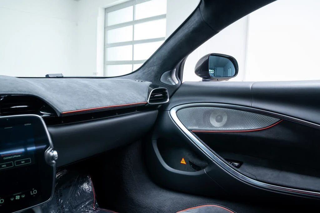 2024 McLaren Artura - Image 21 of 31