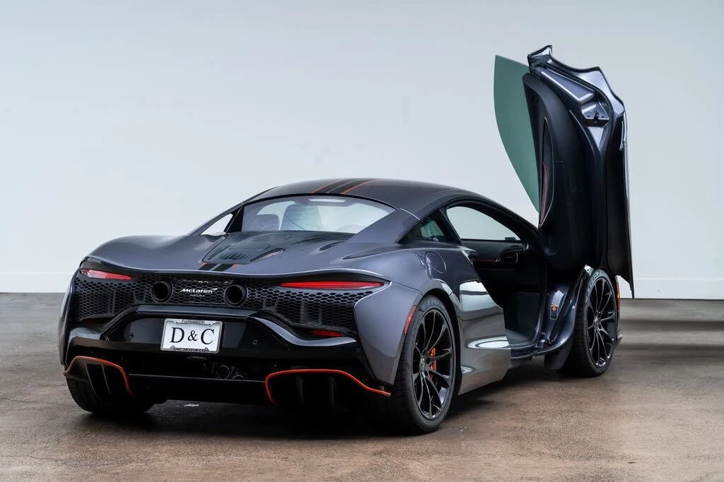 2024 McLaren Artura - Image 18 of 31