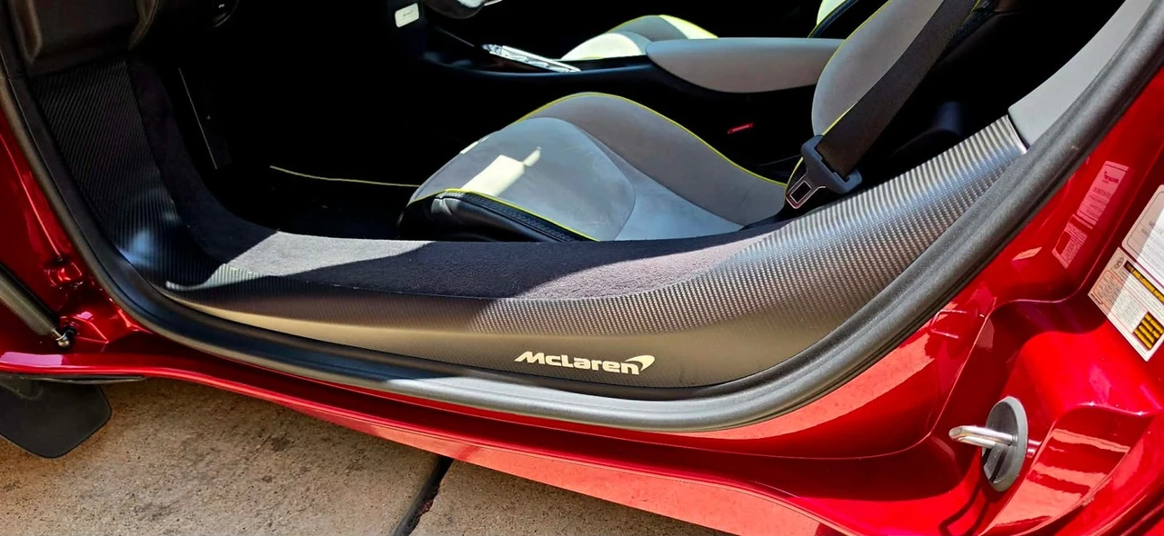 2024 McLaren Artura - Image 22 of 31