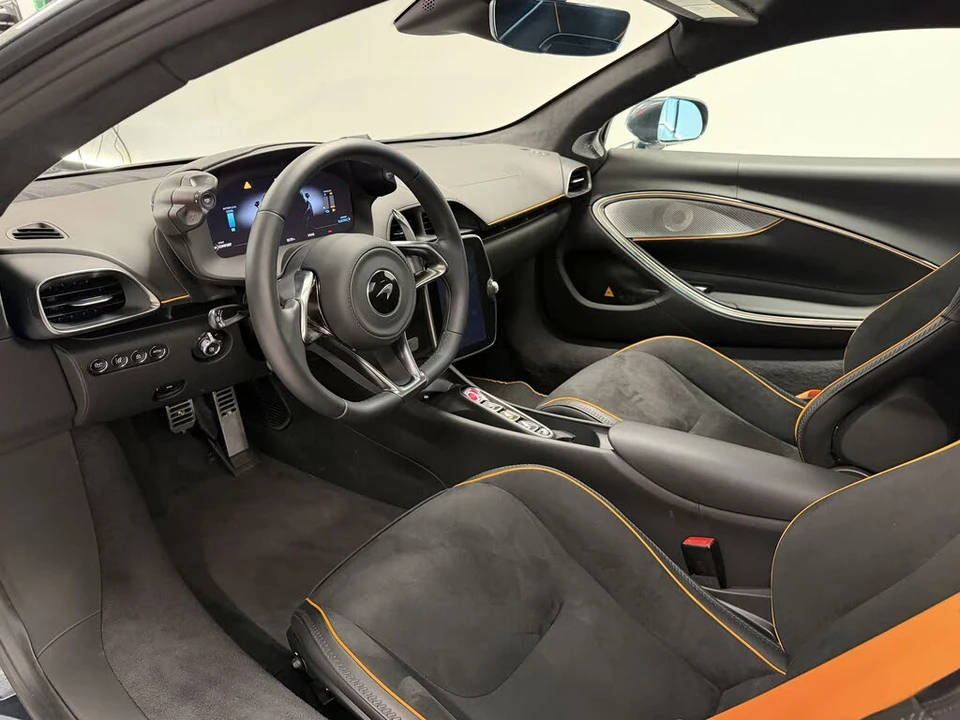 2024 McLaren Artura - Image 9 of 13