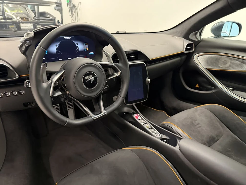 2024 McLaren Artura - Image 10 of 13