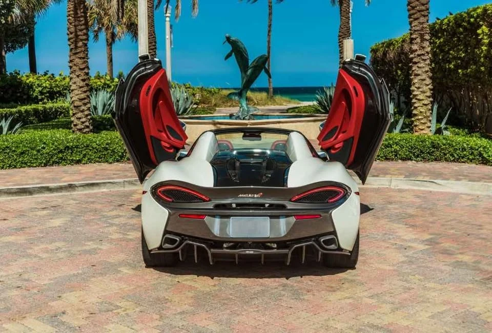 2024 McLaren 750S - Image 4 of 6