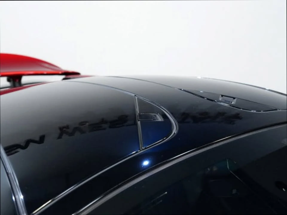 2024 McLaren 750S - Image 13 of 18