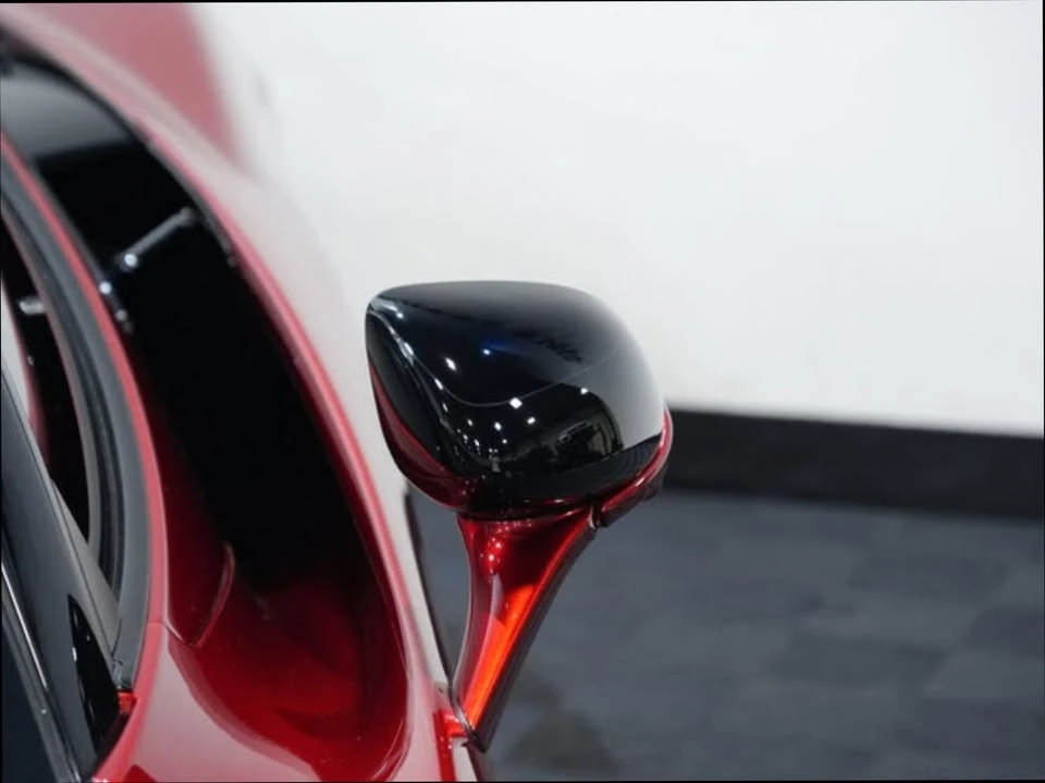 2024 McLaren 750S - Image 11 of 18