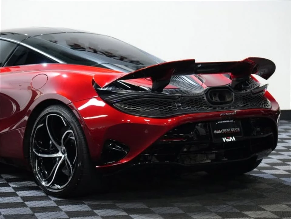 2024 McLaren 750S - Image 17 of 18