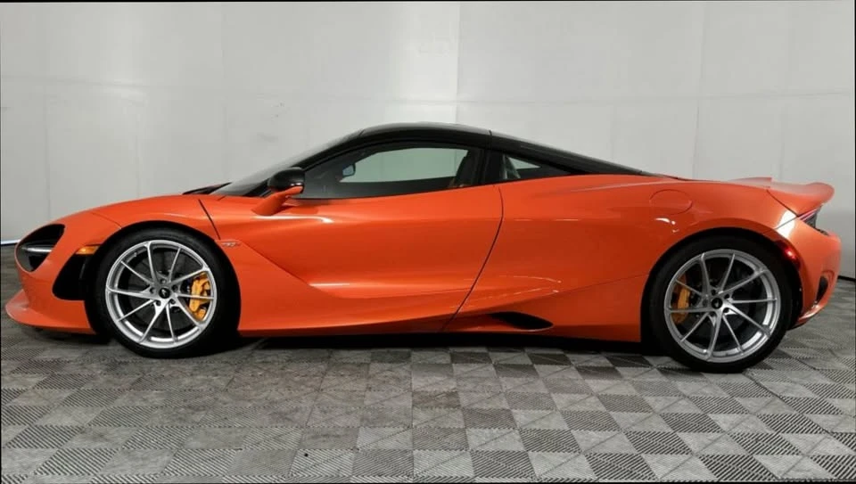 2024 McLaren 750S Coupe - Image 4 of 18