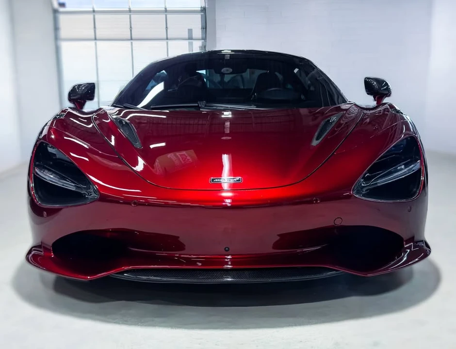 2024 McLaren 750S Coupe - Image 2 of 19