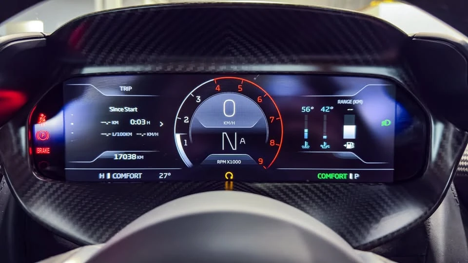2024 McLaren 750S Coupe - Image 17 of 19