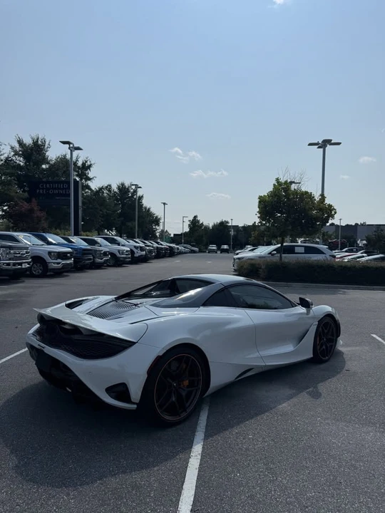 2024 McLaren 750S - Image 5 of 19
