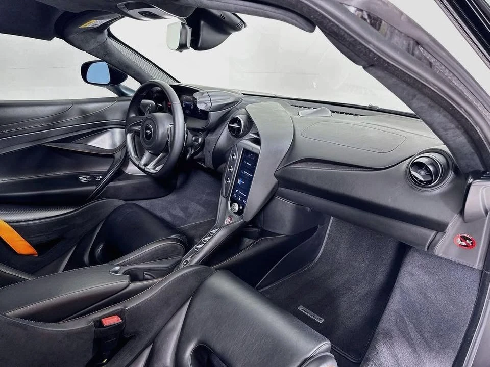 2024 McLaren 750S - Image 12 of 16