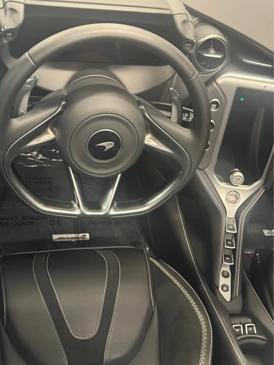 2024 McLaren 750S Spider - Image 14 of 14