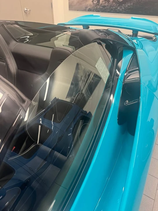 2024 McLaren 750S Spider - Image 12 of 14