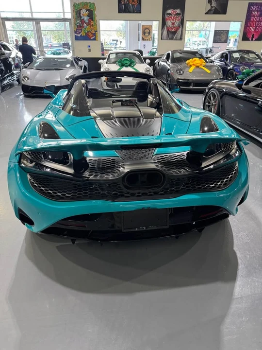 2024 McLaren 750S Spider - Image 6 of 8