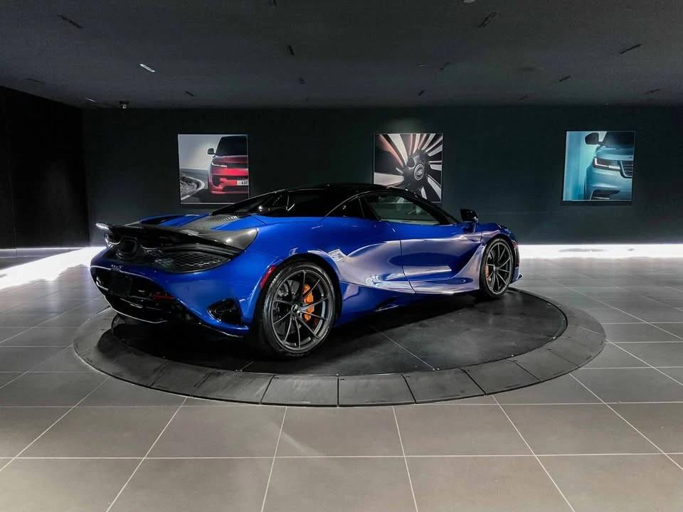 2024 McLaren 750S Spider - Image 7 of 20