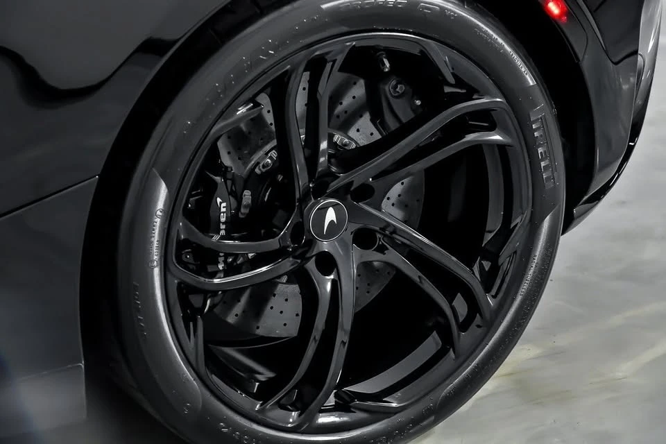 2024 McLaren 750S Spider - Image 20 of 20