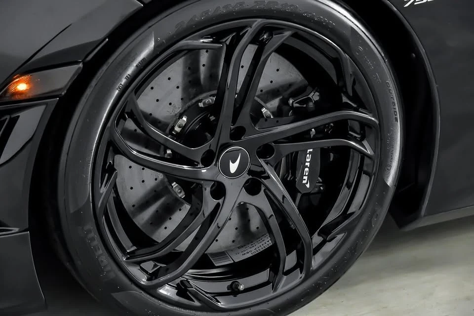 2024 McLaren 750S Spider - Image 19 of 20