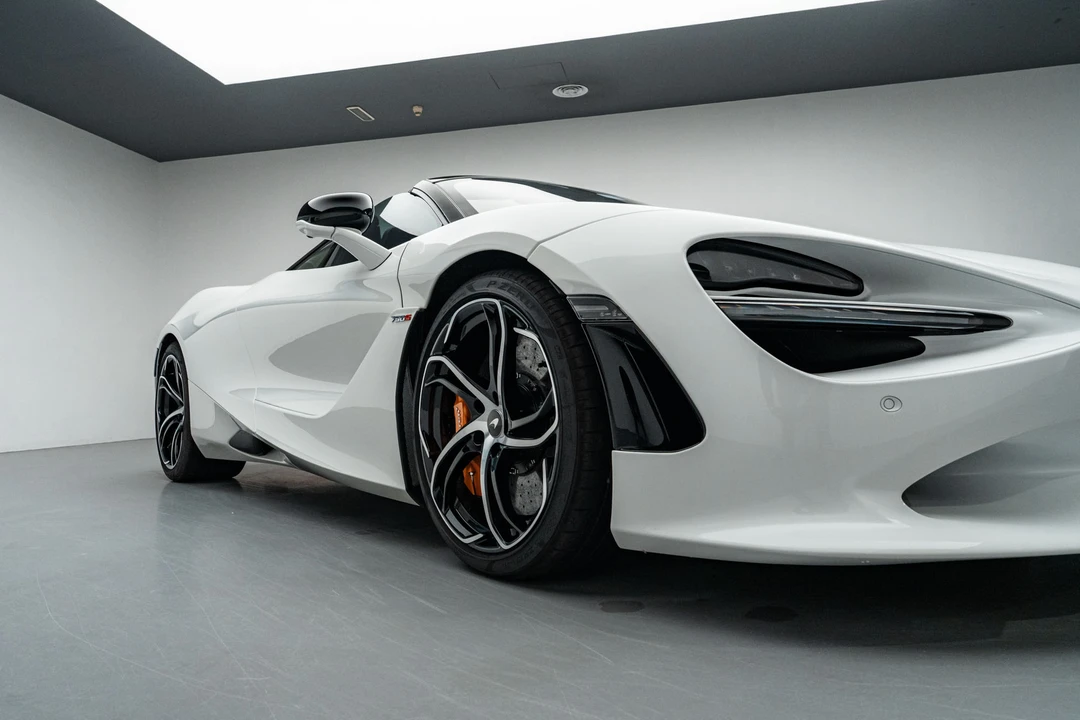 2024 McLaren 750S Spider - Image 31 of 31