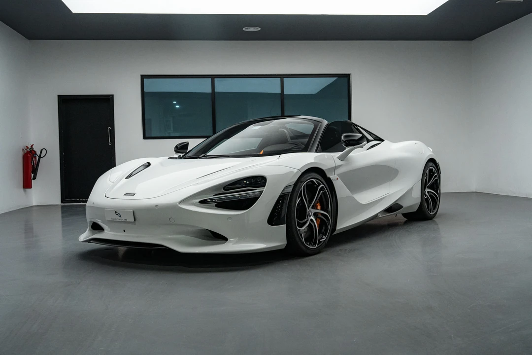 2024 McLaren 750S Spider - Image 14 of 31