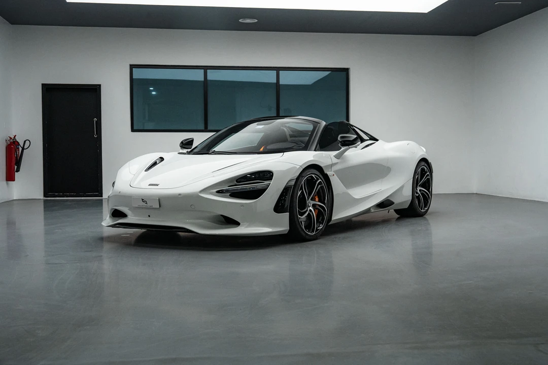 2024 McLaren 750S Spider - Image 15 of 31