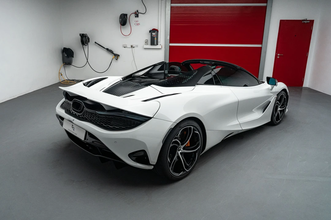 2024 McLaren 750S Spider - Image 24 of 31