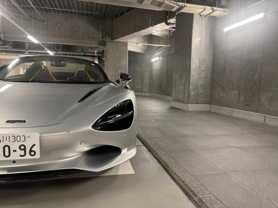 2024 McLaren 750S Spider - Image 28 of 31