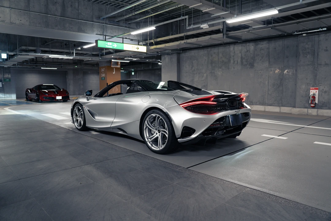 2024 McLaren 750S Spider - Image 8 of 31