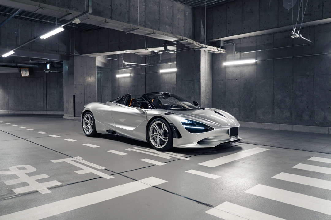 2024 McLaren 750S Spider - Image 3 of 31