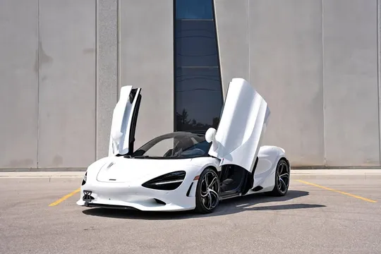 2024 McLaren 750S Spider