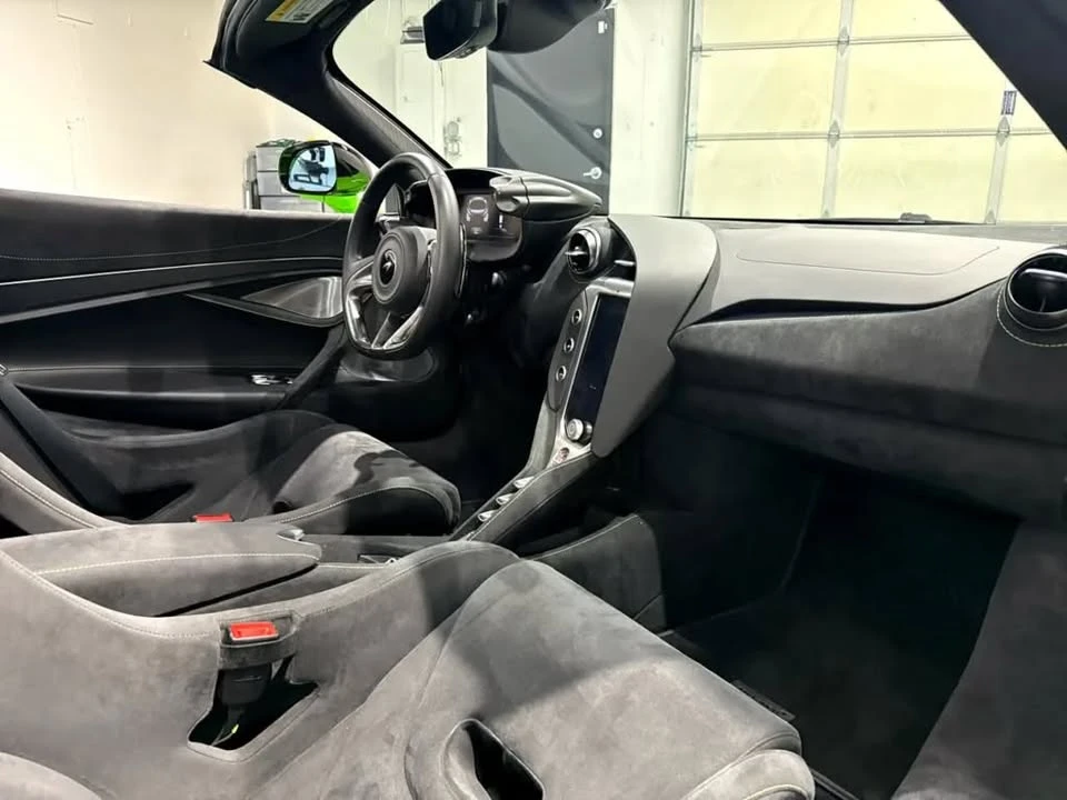 2024 McLaren 750S - Image 9 of 9