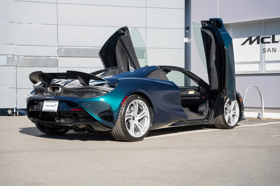 2024 McLaren 750S - Image 13 of 18