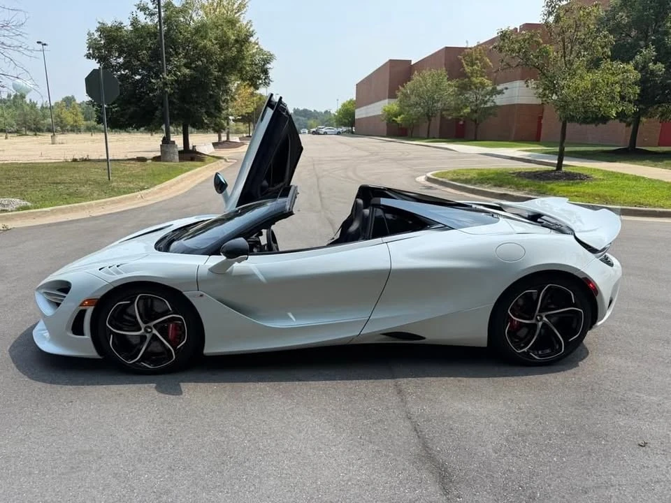 2024 McLaren 750S - Image 6 of 20