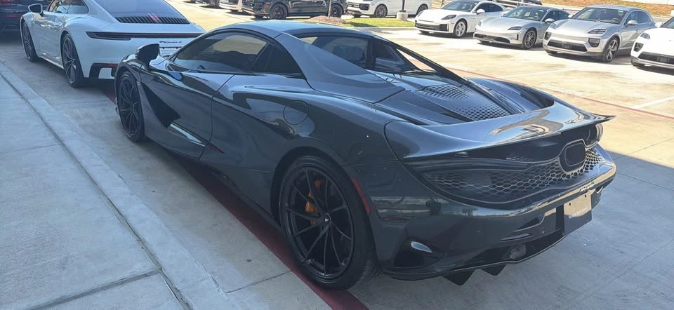 2024 McLaren 750S - Image 4 of 7