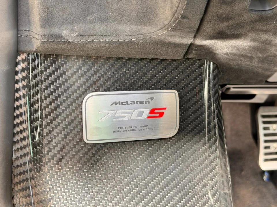 2024 McLaren 750S - Image 9 of 10