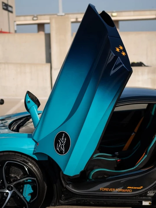2024 McLaren 750S - Image 5 of 10