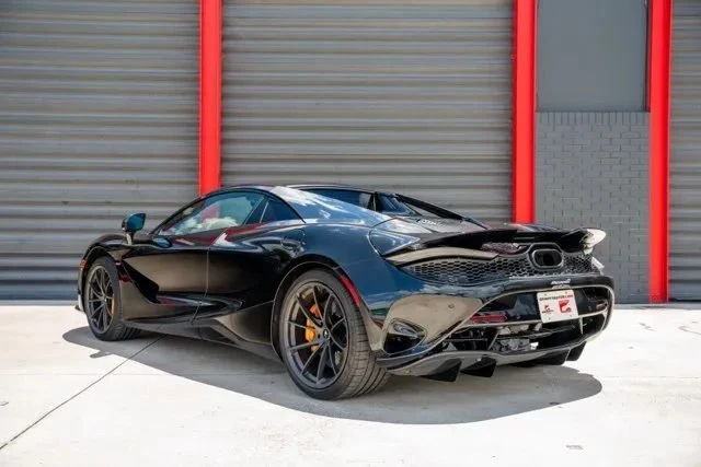2024 McLaren 750S - Image 16 of 20
