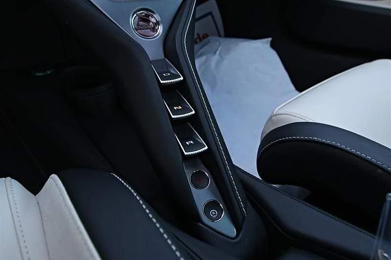 2024 McLaren 750S - Image 15 of 20