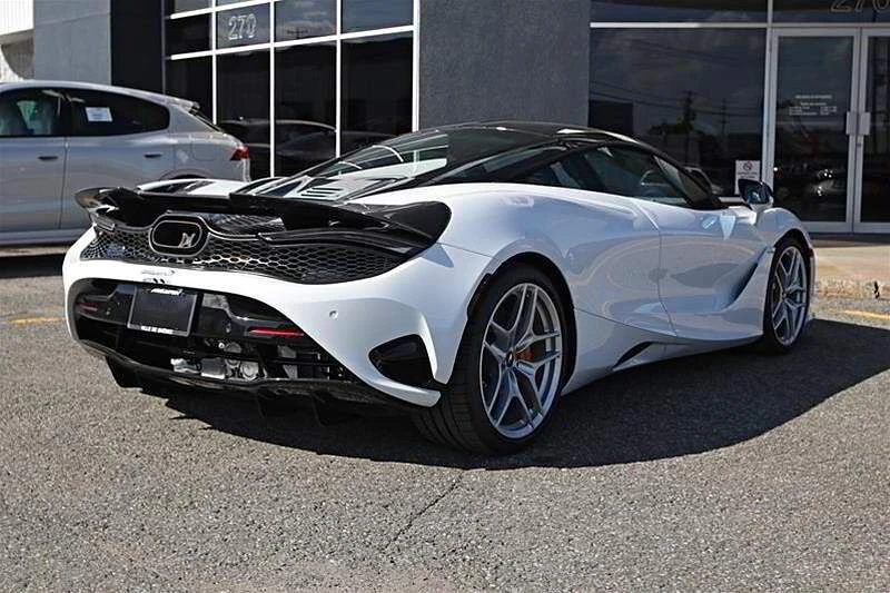 2024 McLaren 750S - Image 11 of 20