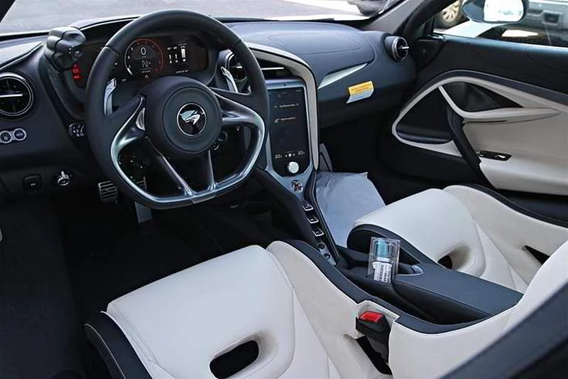 2024 McLaren 750S - Image 14 of 20