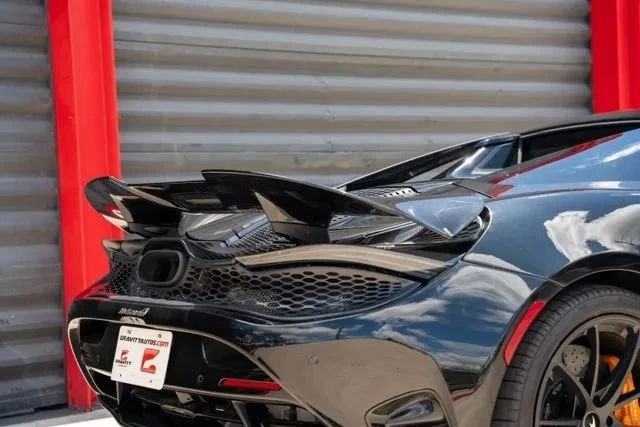 2024 McLaren 750S - Image 17 of 20