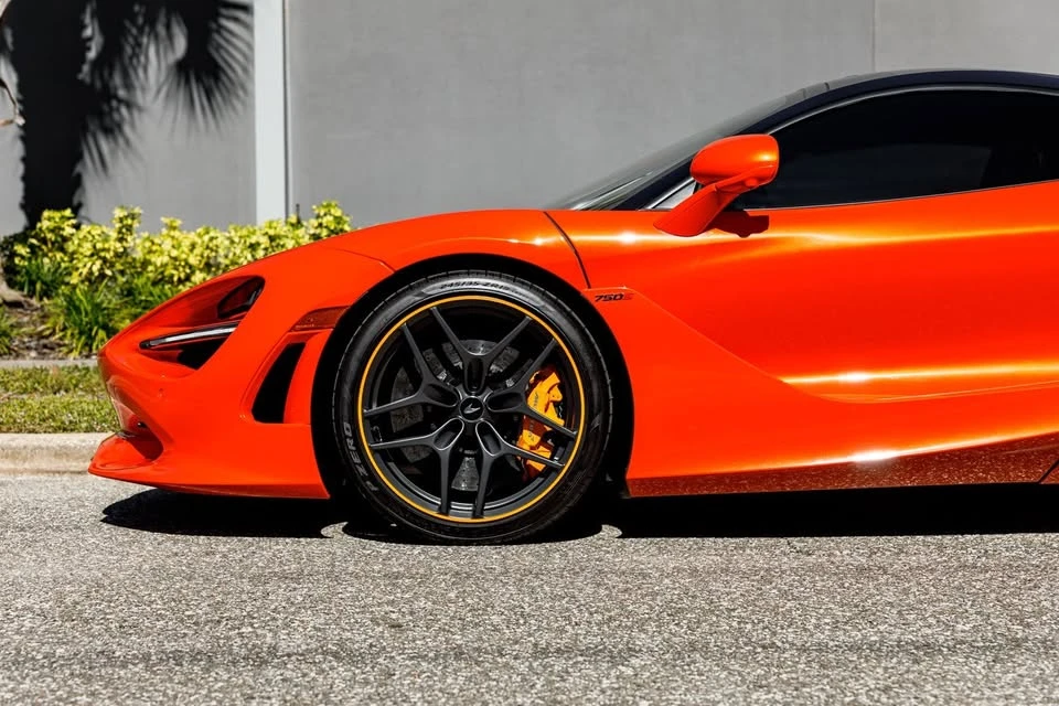 2024 McLaren 750S - Image 11 of 18