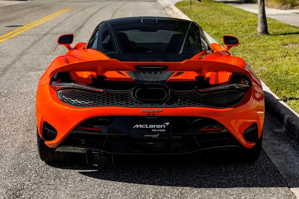 2024 McLaren 750S - Image 15 of 16