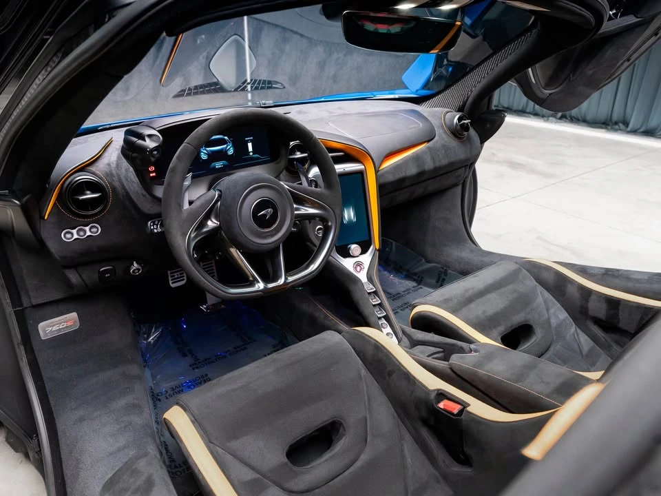 2024 McLaren 750S - Image 16 of 19