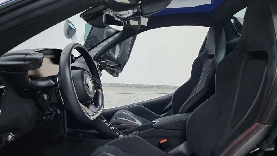 2024 McLaren 750S - Image 19 of 20